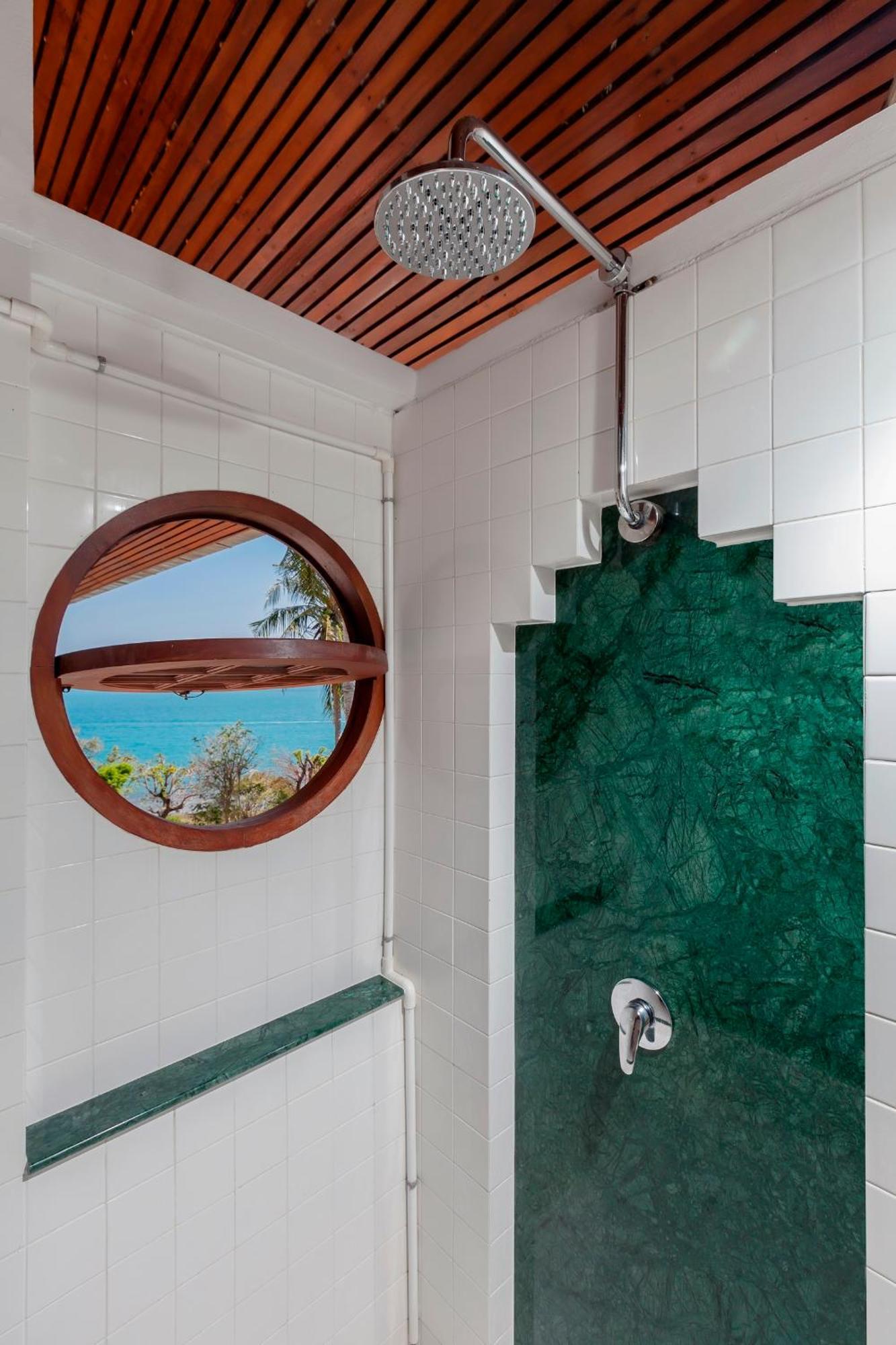 Baan Khunying - Secluded Phuket Beachfront Villa Rawai Exterior foto