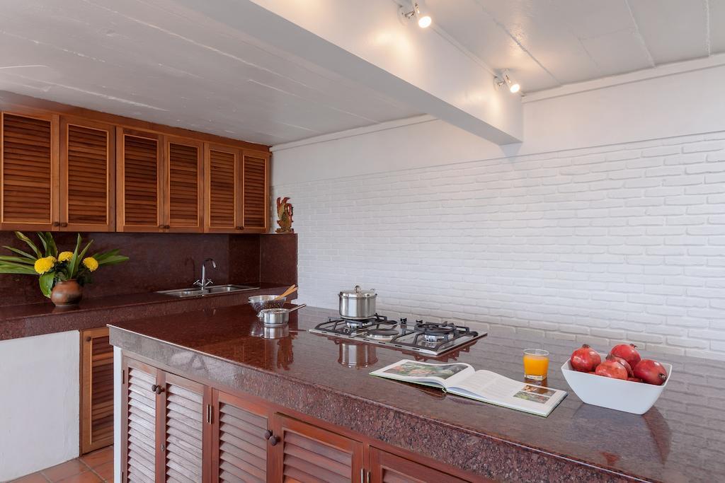 Baan Khunying - Secluded Phuket Beachfront Villa Rawai Cameră foto