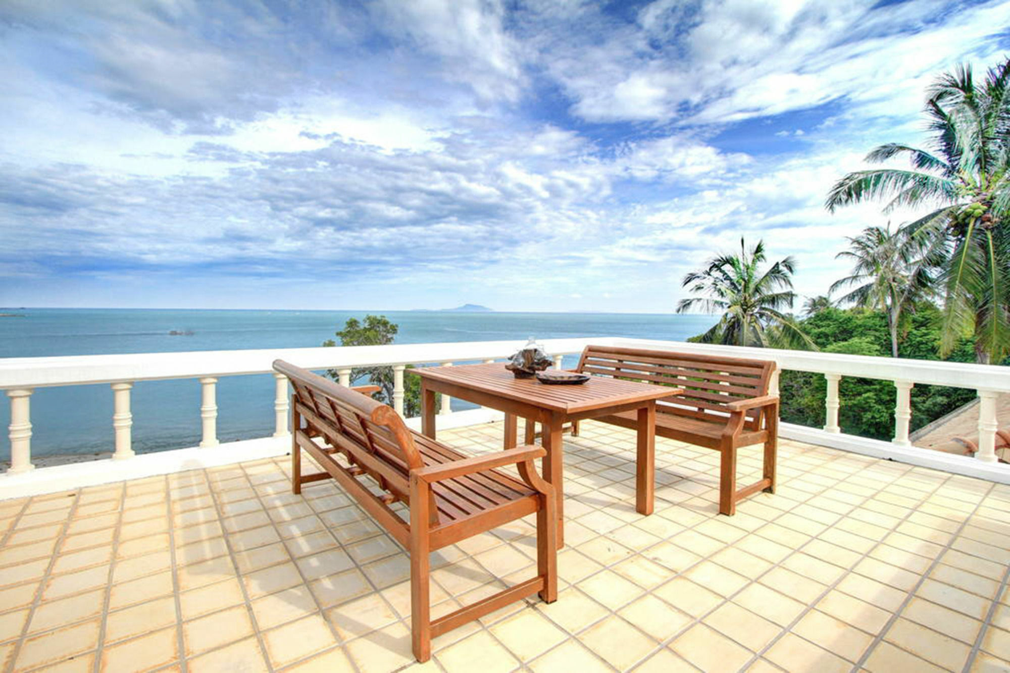 Baan Khunying - Secluded Phuket Beachfront Villa Rawai Exterior foto