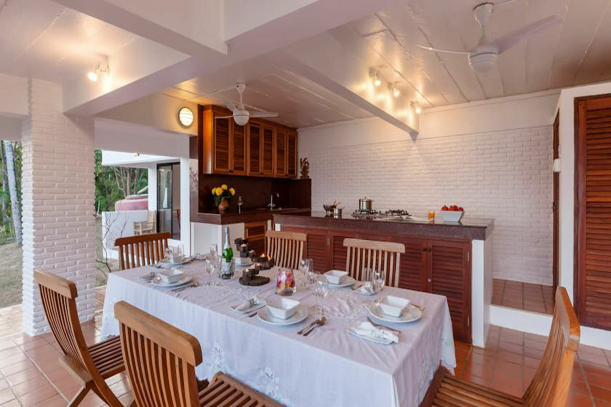 Baan Khunying - Secluded Phuket Beachfront Villa Rawai Exterior foto