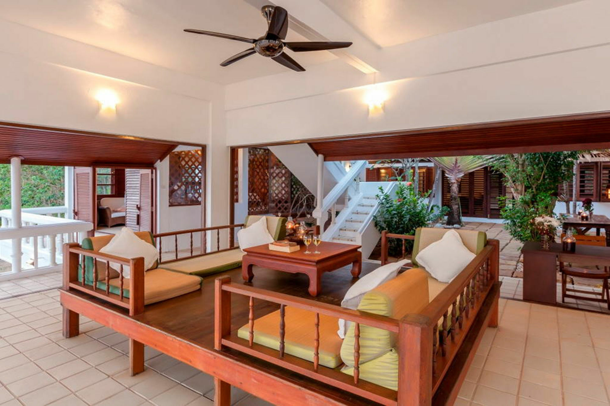 Baan Khunying - Secluded Phuket Beachfront Villa Rawai Exterior foto