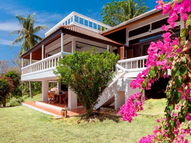Baan Khunying - Secluded Phuket Beachfront Villa Rawai Exterior foto